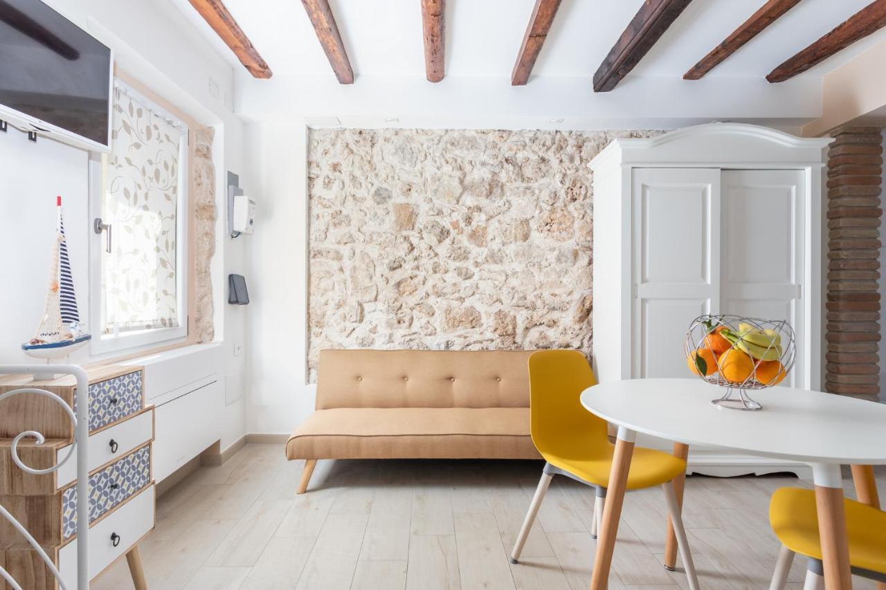 Carmencita Apartment Альгеро Экстерьер фото