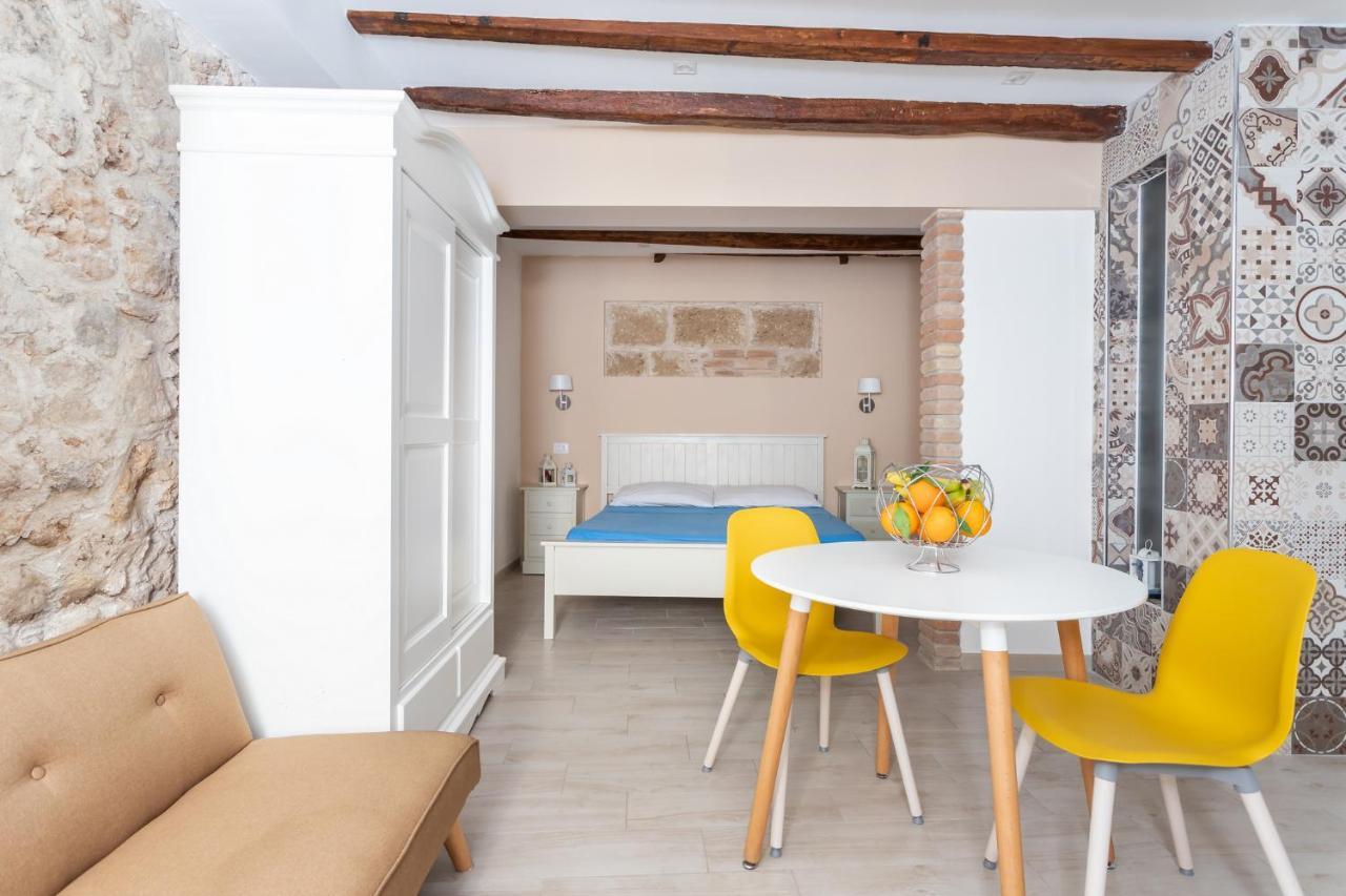 Carmencita Apartment Альгеро Экстерьер фото